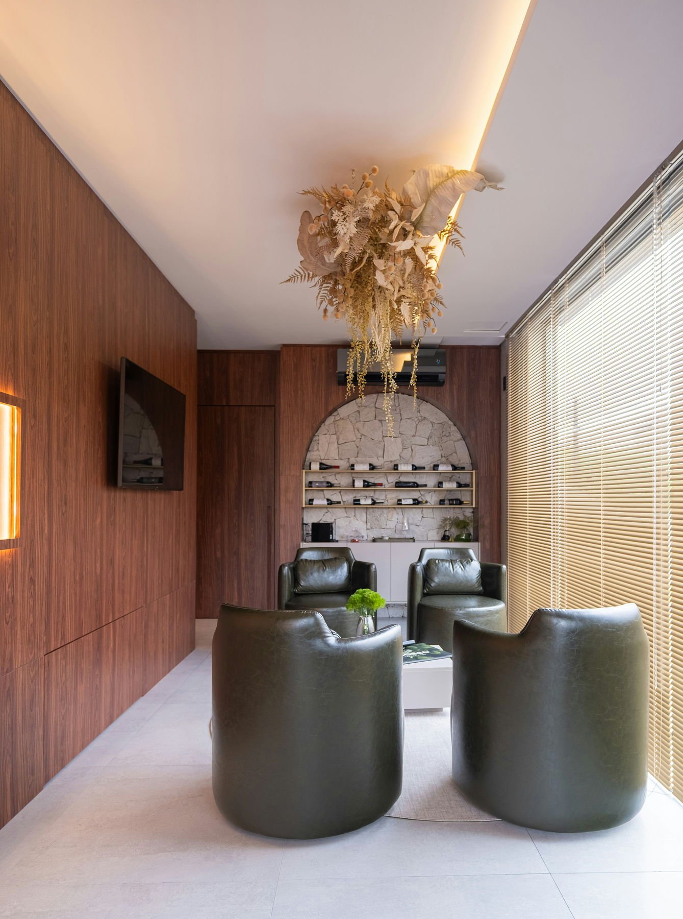 Reception and waiting lounge at the SKIN THEORY dermatology clinic